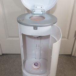 Munchkin Diaper Pail