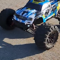 Brand new N Sealed  Extremely Big LAEGENDARY 1:10 Scale 4x4 Off-Road RC Truck - Hobby Grade Brushed Motor Truck!!!!