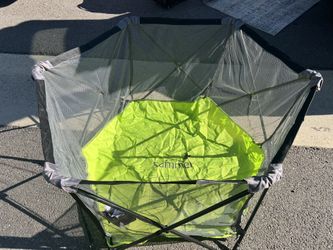 Play pen