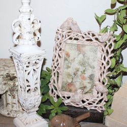 Shabby French Filigree Finial Bird & Distressed Bird Branch Picture Frame