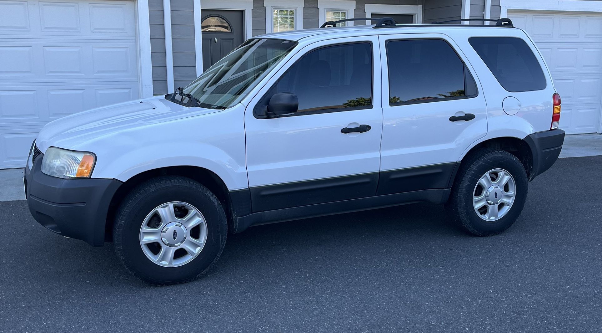 2003 Ford Escape