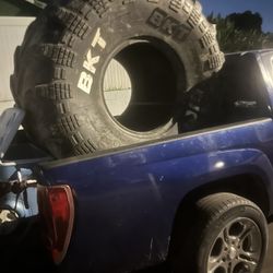 BKT MONSTER JAM TIRE