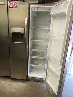 NEW scratch and dent FRIGIDAIRE side by side doors fridge