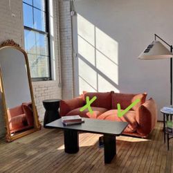 NEW in box！the right armrest sofa！