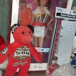Great Collection Of Dale Earnhardt Sr And Dale Earnhardt Jr Memorabilia
