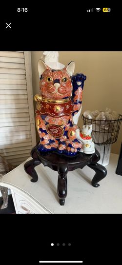 Japanese Kutani Rare Lucky Cat With Kitten Statue 