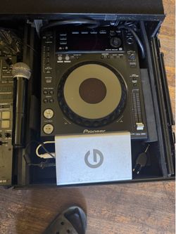 Pioneer DJ Mixer  Serato