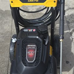 Dewalt 3300 Power Washer  Gas Motor Honda