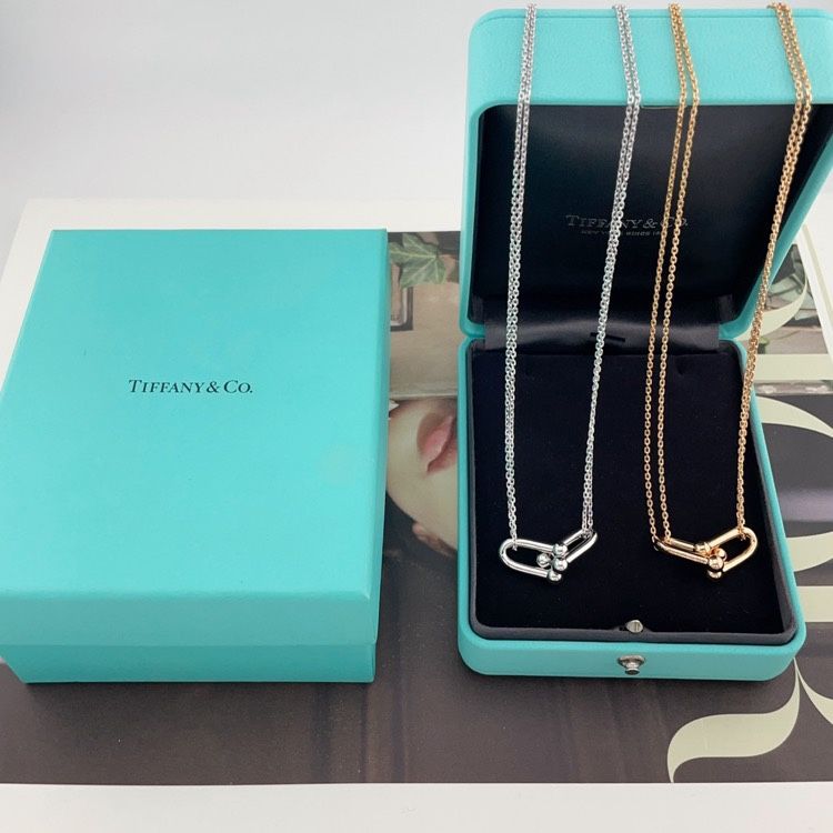 Double-ring necklace