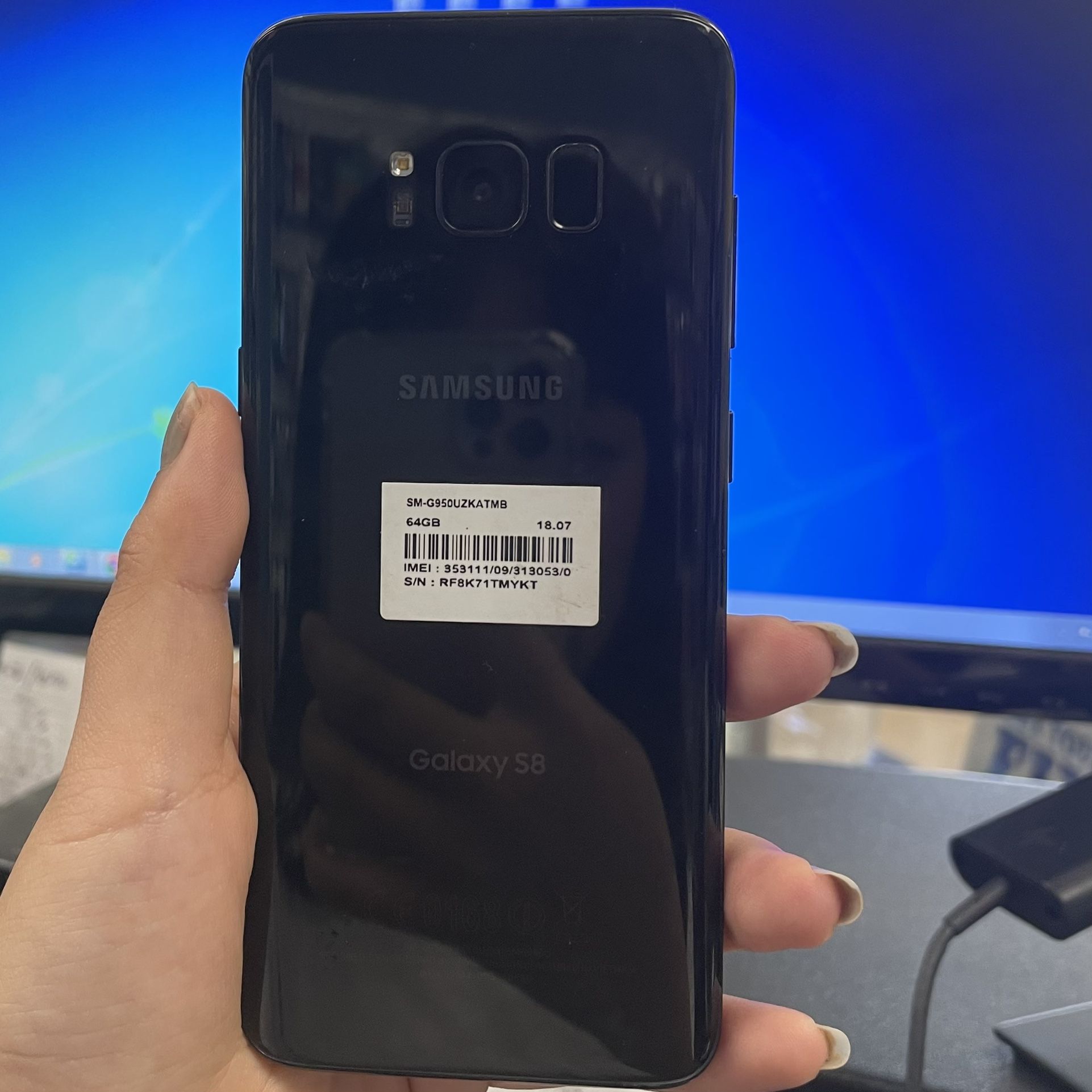 Samsung Galaxy S9 | Unlocked | Comes with store warranty| Free Cable & Charger | Unlocked | Comes with store warranty| Free Cable & Charger