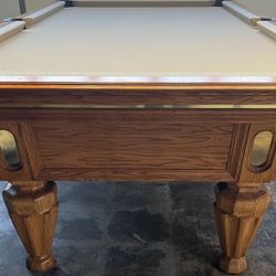Pool Table 8ft ( Free Delivery & Set Up ) 