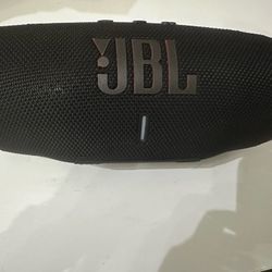 JBL CHARGE 6  WIRELESS BLUETOOTH - 100$ New - USB Charge - 