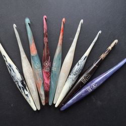 Furls Crochet Streamline Resin Hooks Set