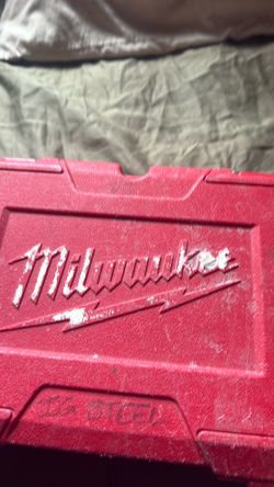 Milwaukee laser for sell