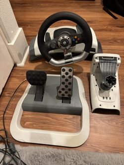 XBOX 360 Racing Wheel and Pedals