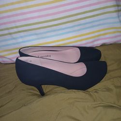 TIANSKY LADIES HIGH HEEL SHOES BLACK , SIZE 10,  ALMOST NEW !