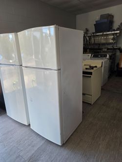 Appliances Refrigerator & Stove
