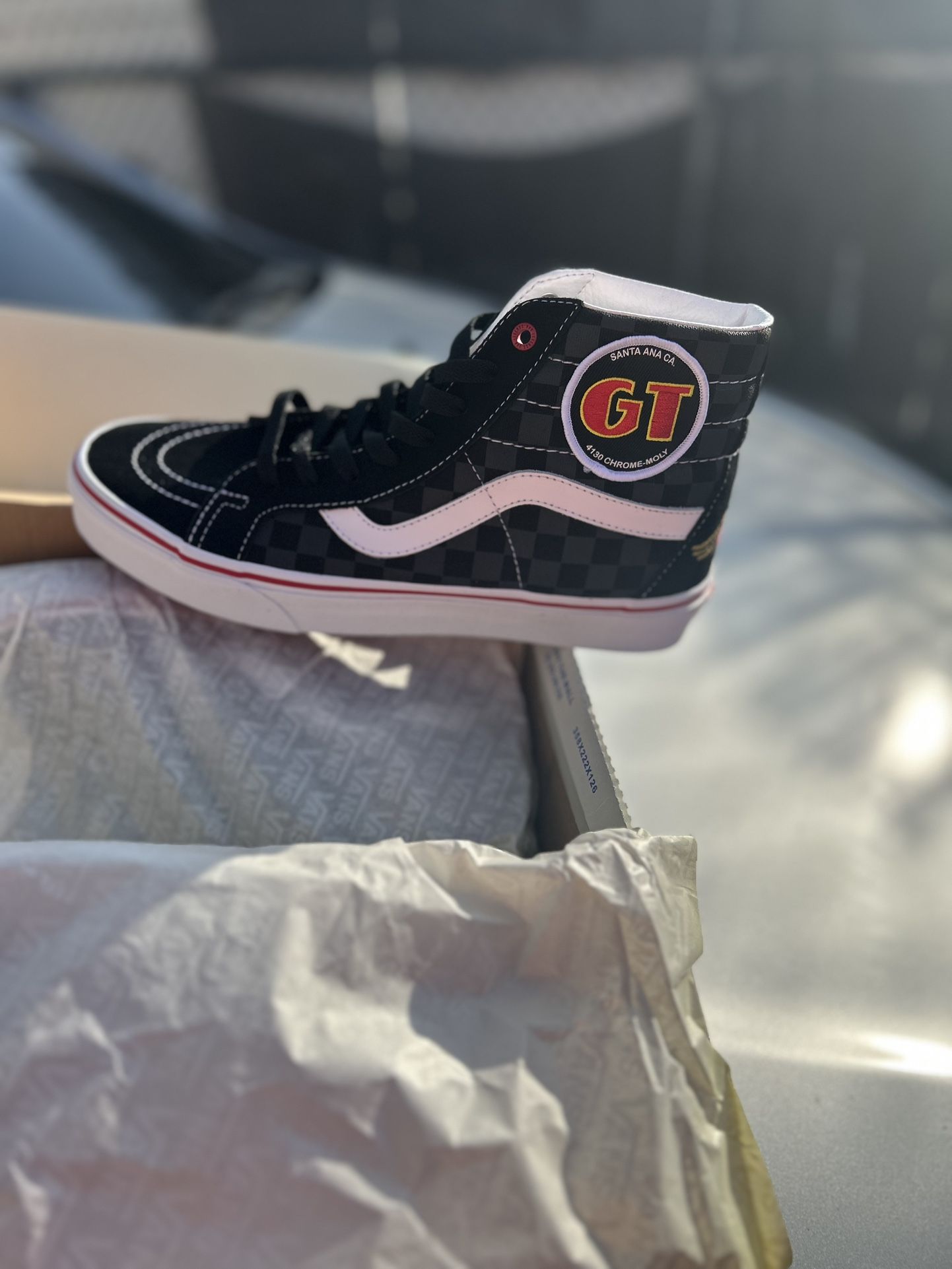 GT VANS, LIMITED EDITION SZ 9 Men’s