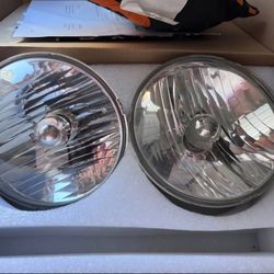 Jeep Wrangler Headlights 