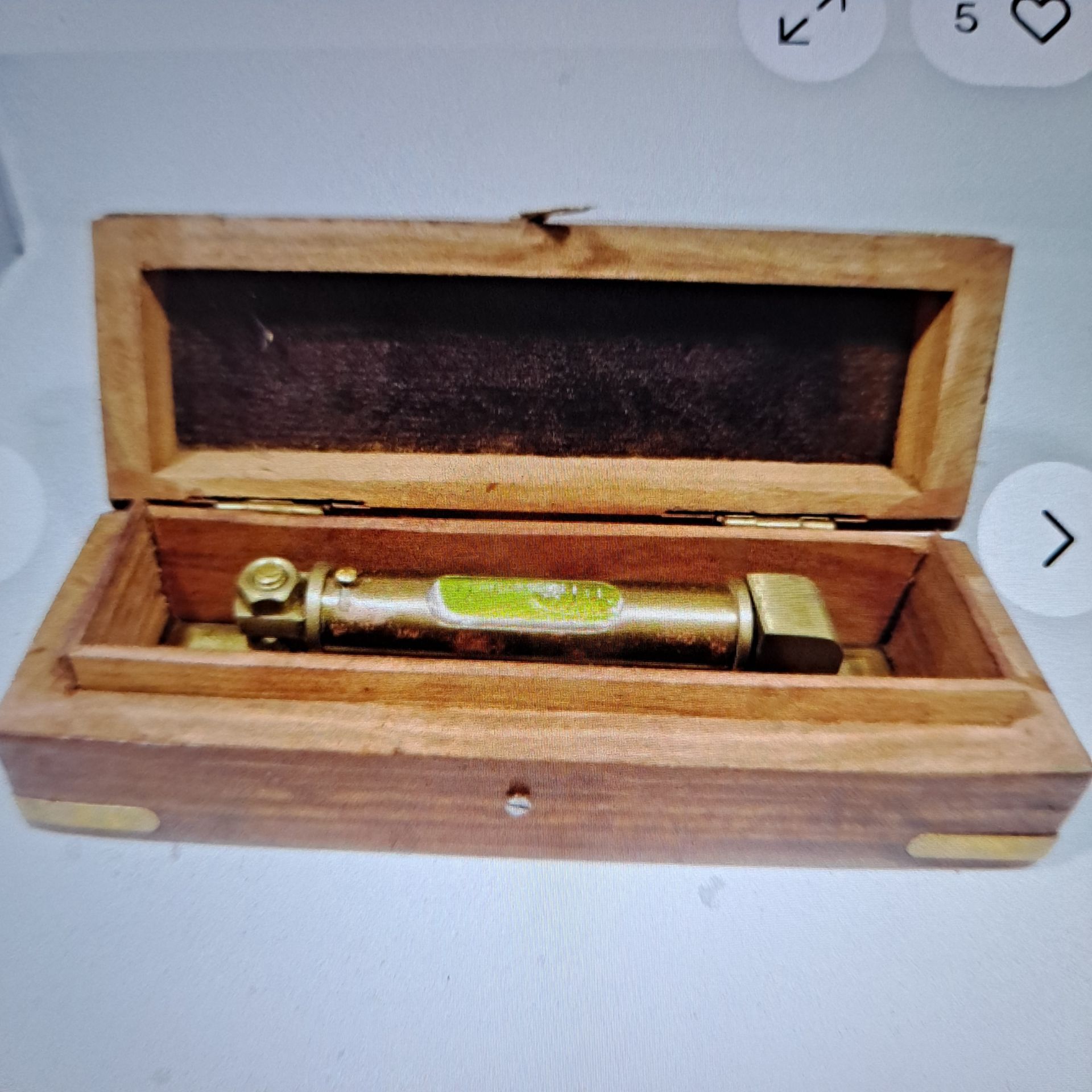 Thomas J Evans Antique Level