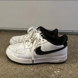 Nike Air Force 1