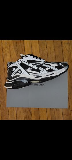 MENS RUNNERS! SIZE 12.5