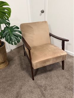 Mid Century Modern Inspired Style Living Room Accent Chair Excellent Condition Beige Tan Cushion