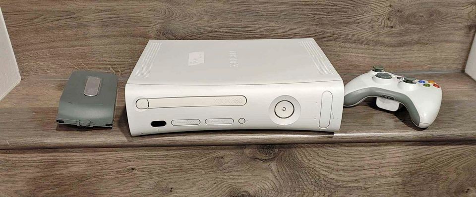 White Xbox 360