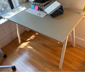 Desk & chair
