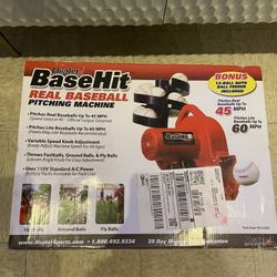 BASEBALL PITCHING MACHINE