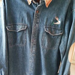 REEL LEGENDS.  Size L.   100% Cotton