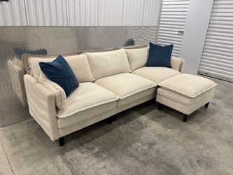 Sectional Sofa !!! Like new