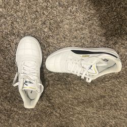 Puma Shoes Size 8.5
