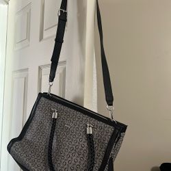 Guess Purse In Good Condition