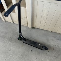 Lucky Brand Pro Scooter 