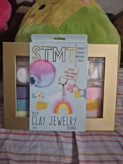 STMT DIY Clay Jewelry Studio Kit