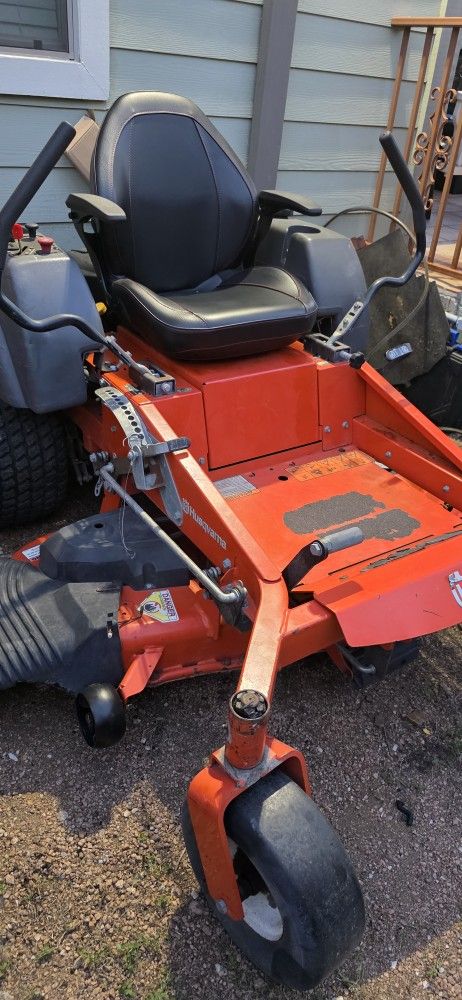 Husqvarna Mz5424s Commercial Zero Turn Lawnmower