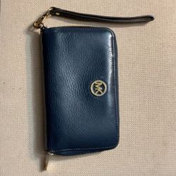 Wristlet 