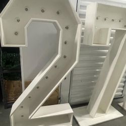 Marque Numbers