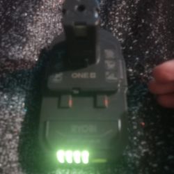 Ryobi Battery 18v +1