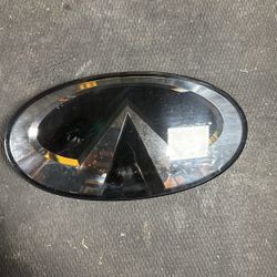 Infiniti Logo