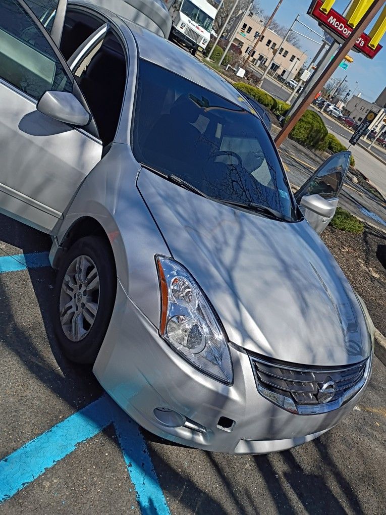 2012 Nissan Altima Special Edition 142,309 Original Miles