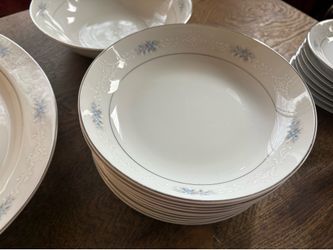Royal M-Mita Alice plates dishes bowls 76 pieces perfect condition