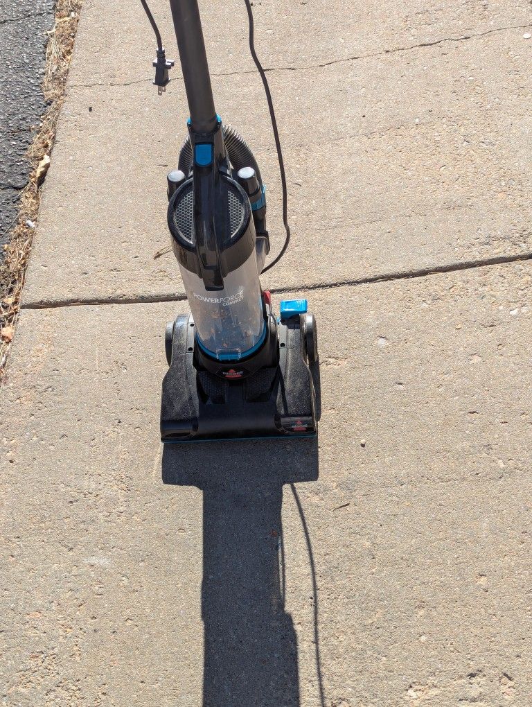 Bissell PowerForce Vacuum Cleaner