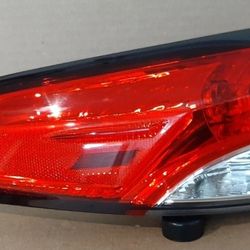 2020 Toyota Corolla Tail Light Lamp Assembly Driver Side LH OEM