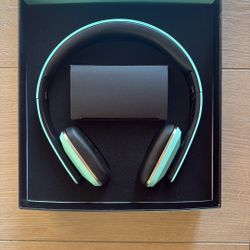 New in the Box Bluetooth Stereo Headset – RLX – Brand New, Never Used