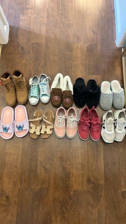 Kids shoe lot