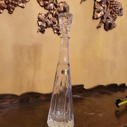 24% FULL LEAD CRYSTAL DECANTER