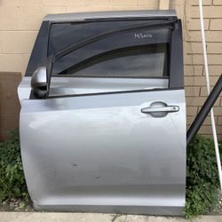 2011-2019 Toyota Sienna Left Driver Door
