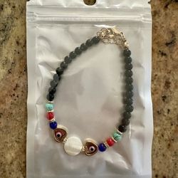Brand New Evil Eye in Hearts Beaded Bracelet 